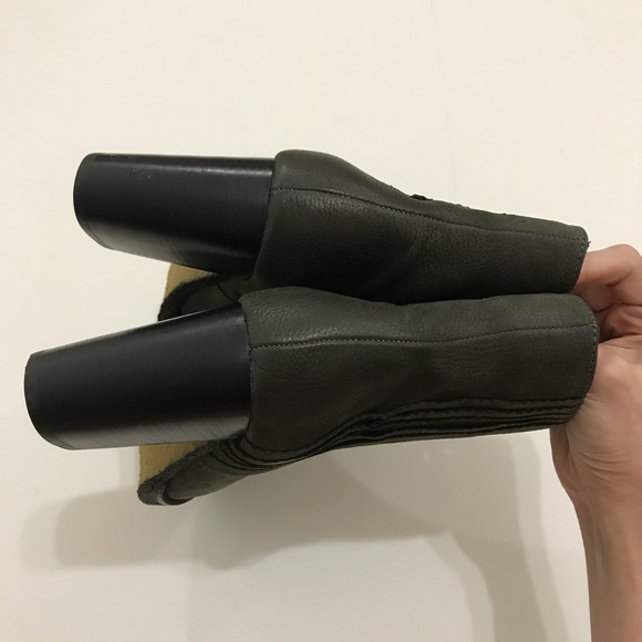 Liebeskind Gray Suede Boots - Picture 4 of 5